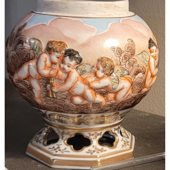 Antique Capodimonte Porcelain Urn Vase Neoclassical Cherubs hallmark 1830-1890 - Picture 1 of 16